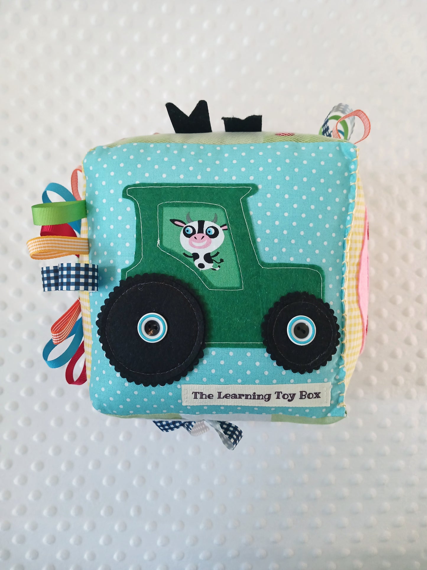 On the Farm Baby Busy Cube