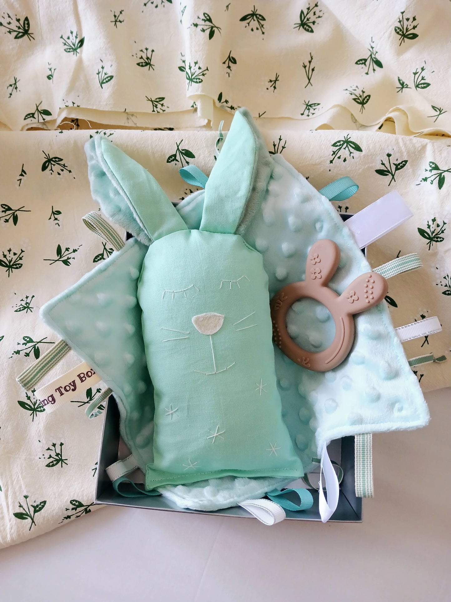 Sage Bunny Set