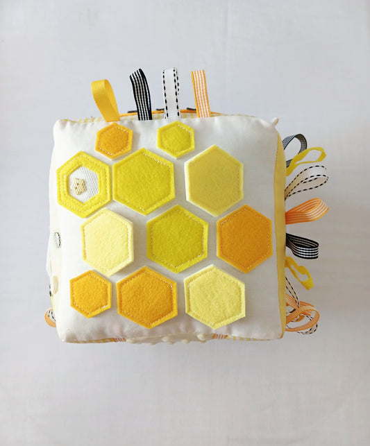 Sweet as Can Bee Busy Cube
