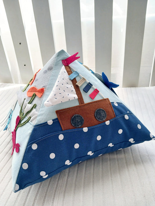 Under the Sea Triangular Cube