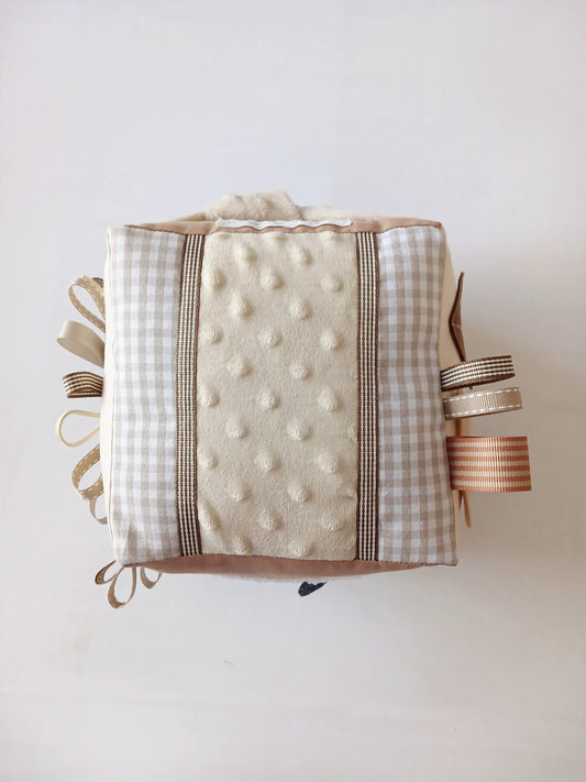 Litlle Sheep Beige Cube