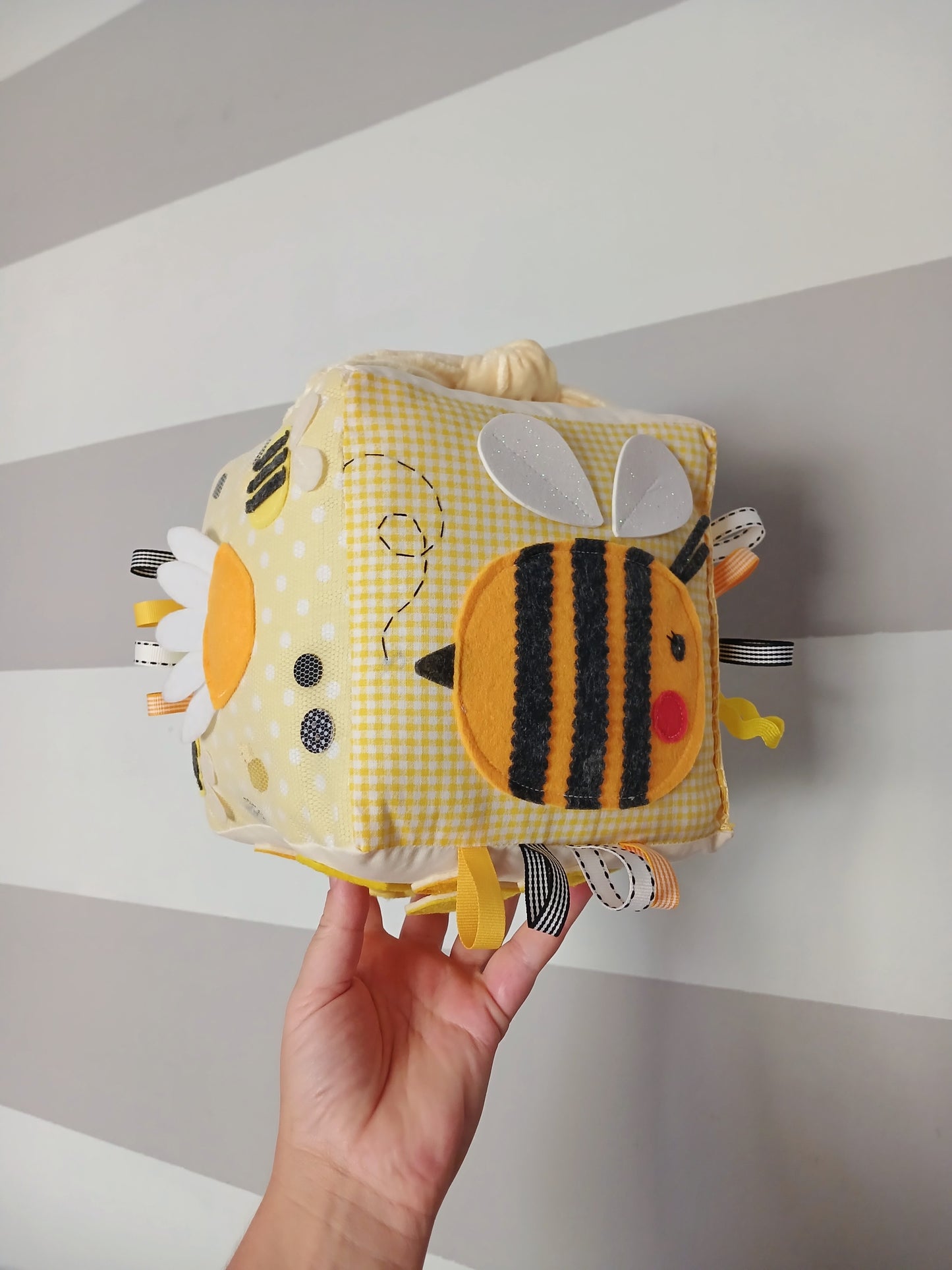 Sweet as Can Bee Busy Cube