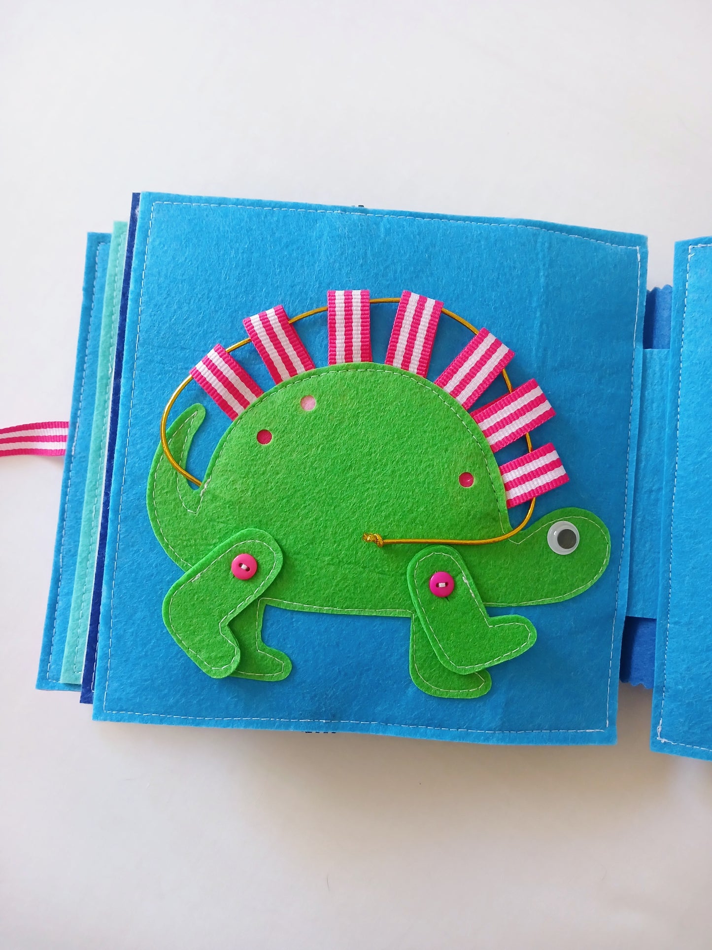 Lacing Dinosaur Page