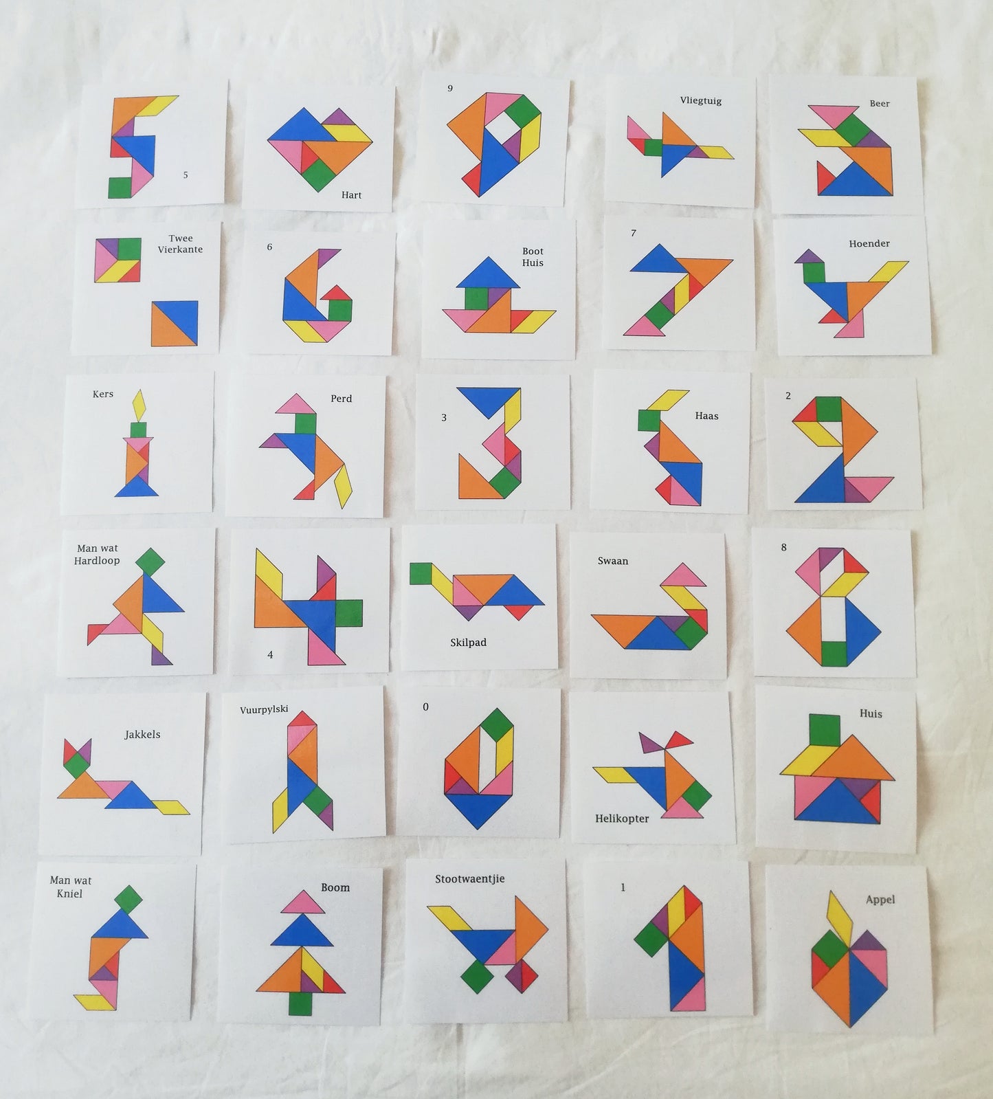 Tangram Busy Box