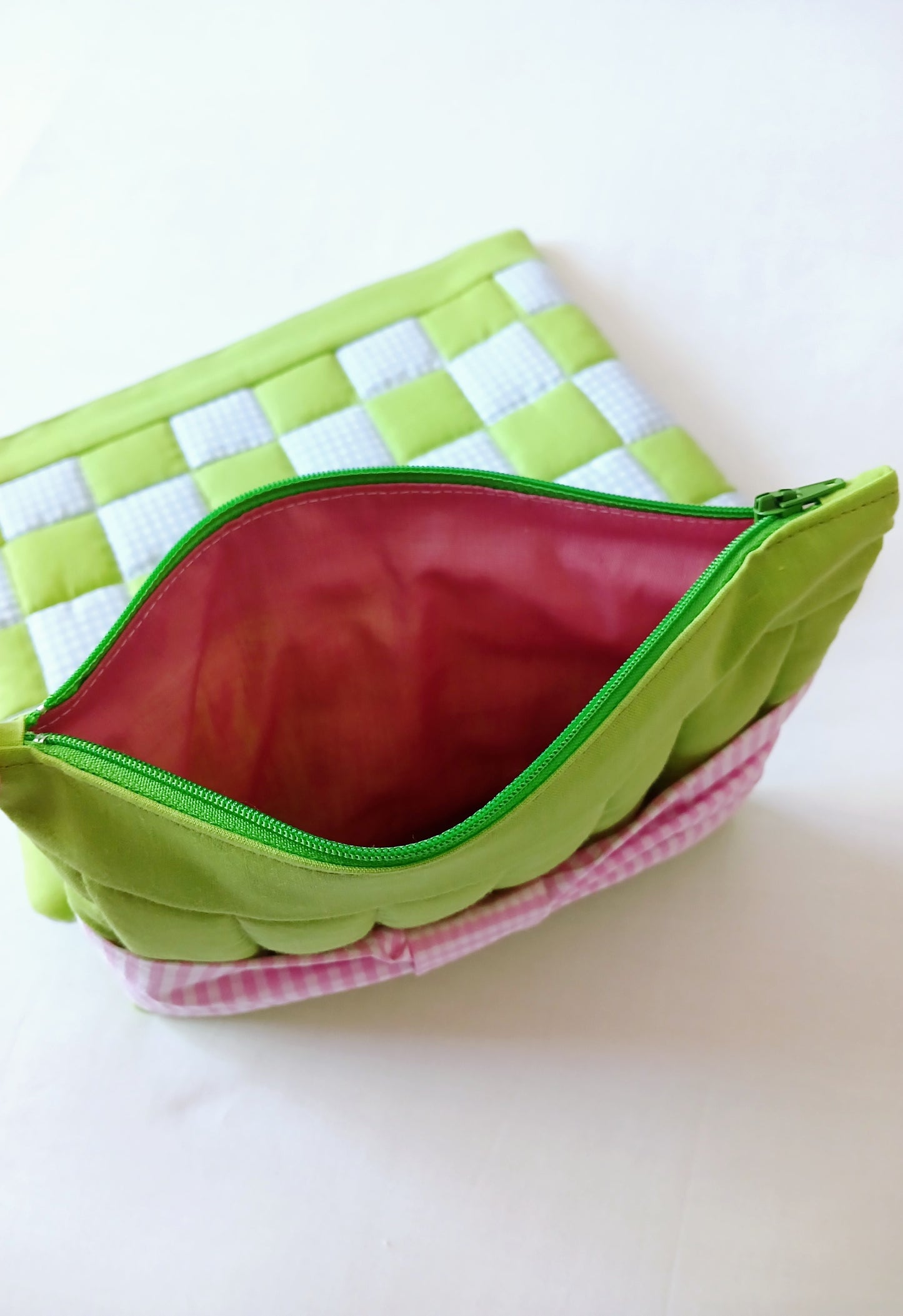 Pink Bow Zipper Pouch