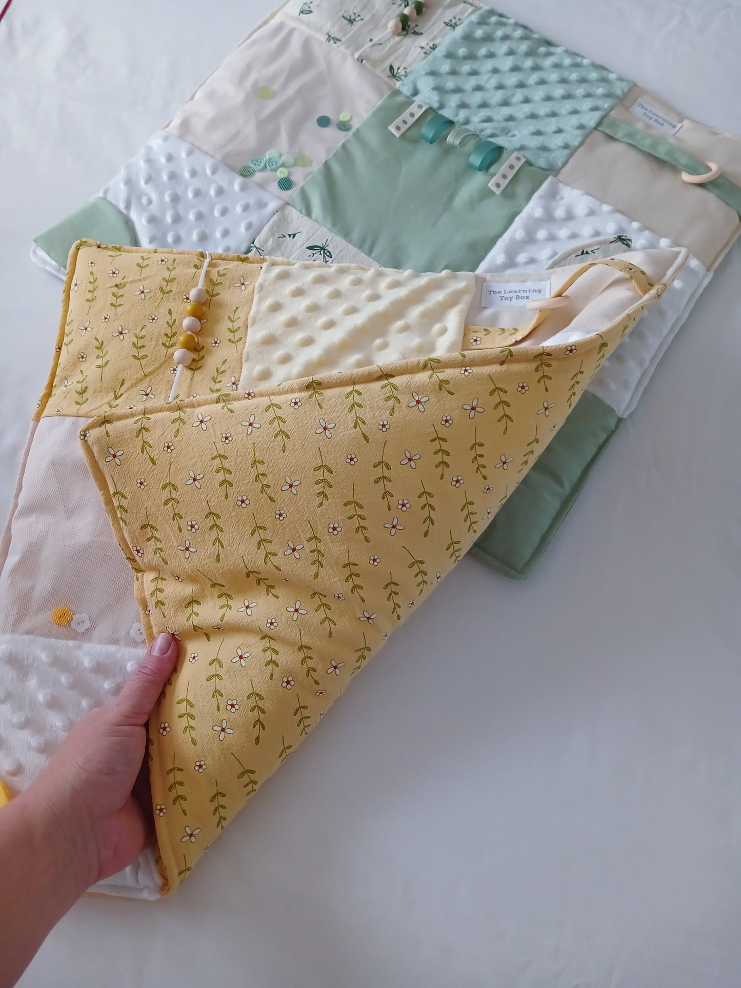 Baby Fidget Quilt Baby - Butter Yellow