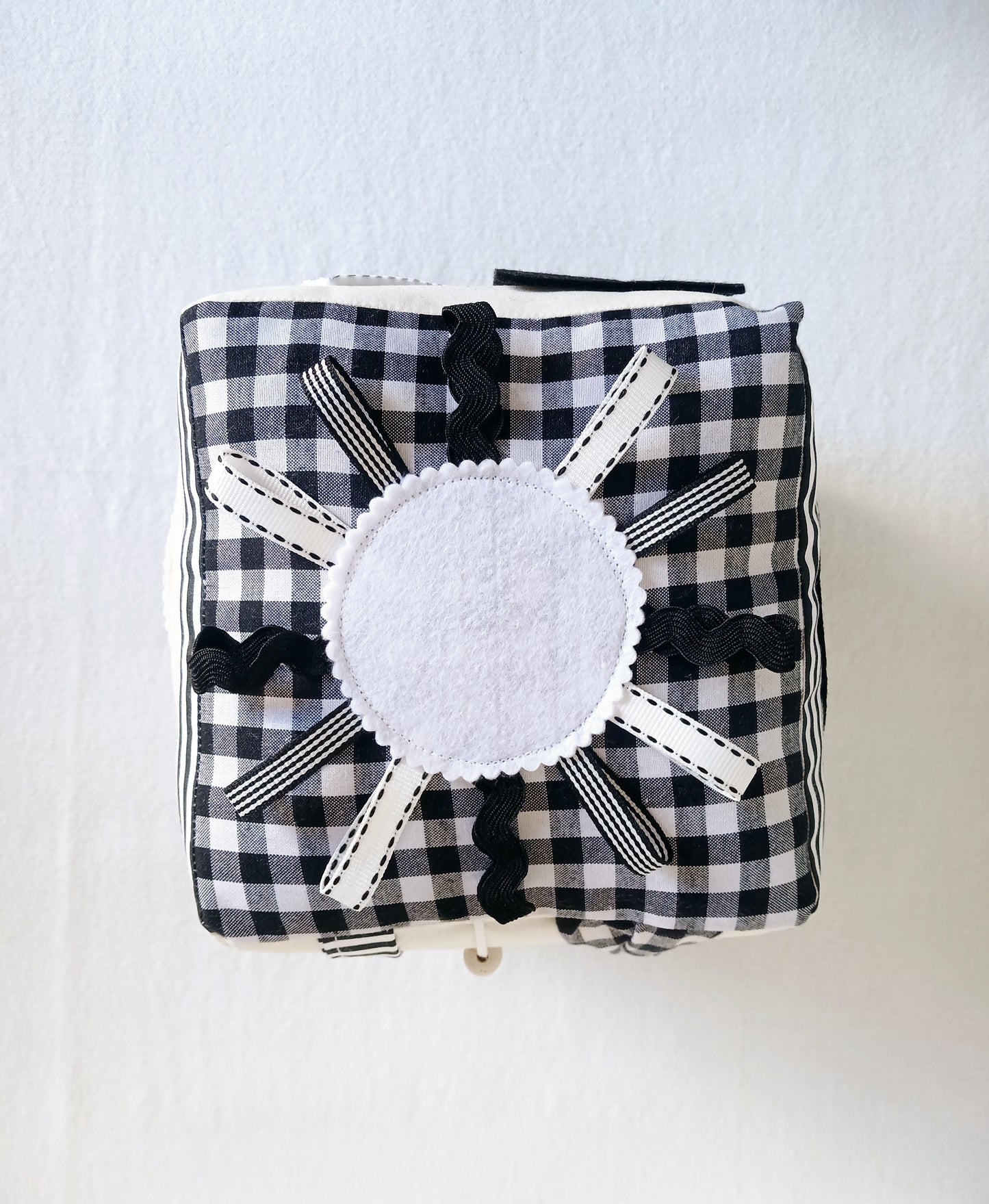 High Contrast Baby Cube