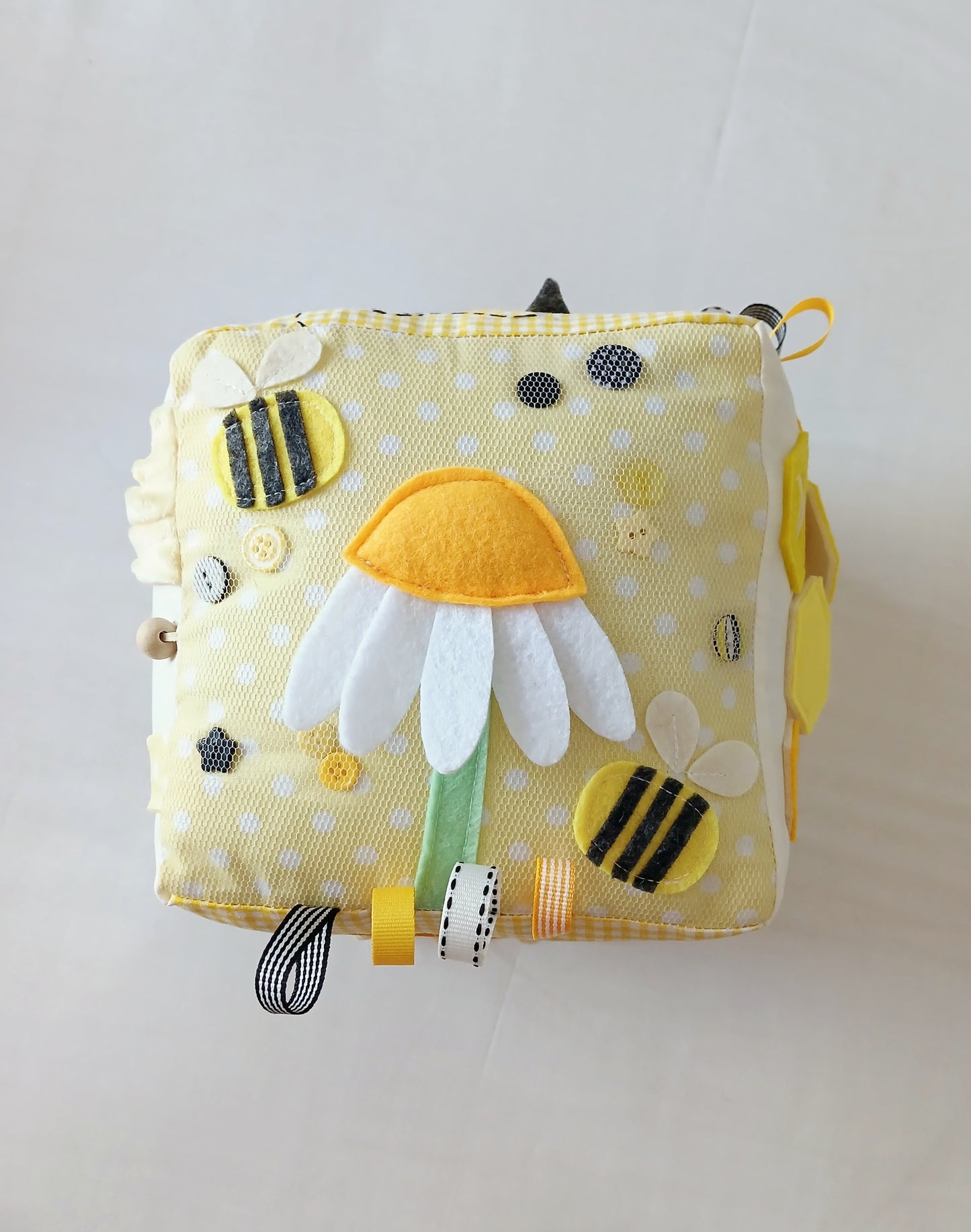 Sweet as Can Bee Busy Cube