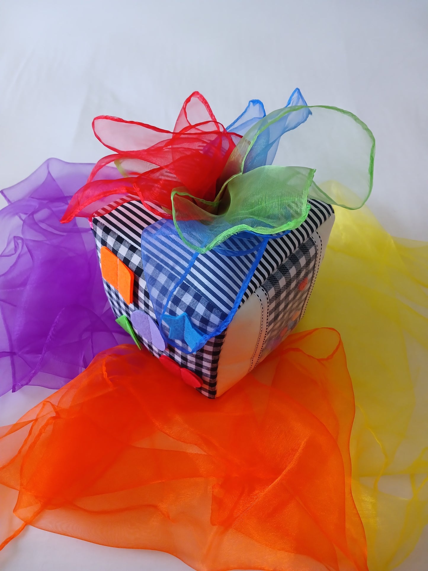 High Contrast Rainbow Cloth Baby Cube
