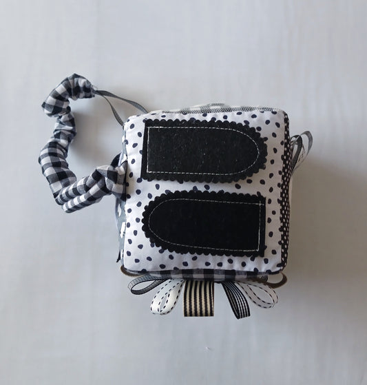 High Contrast Mini Stoller Cube