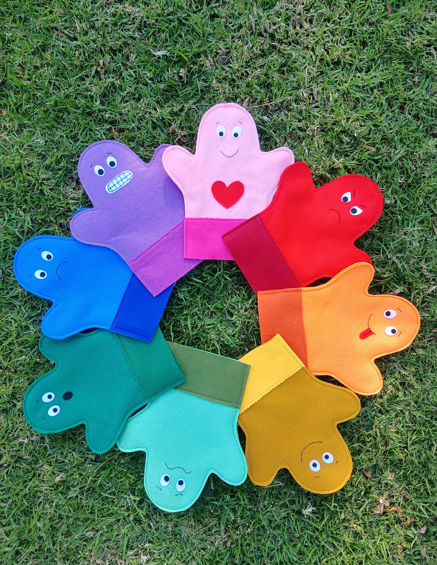 Emotions Hand Puppets ‐ Set of 8