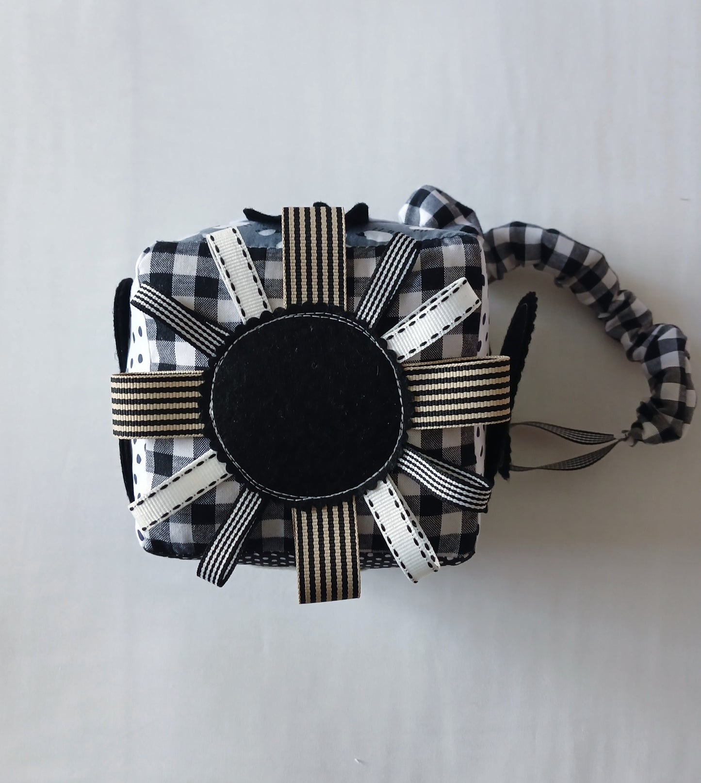 High Contrast Mini Stoller Cube