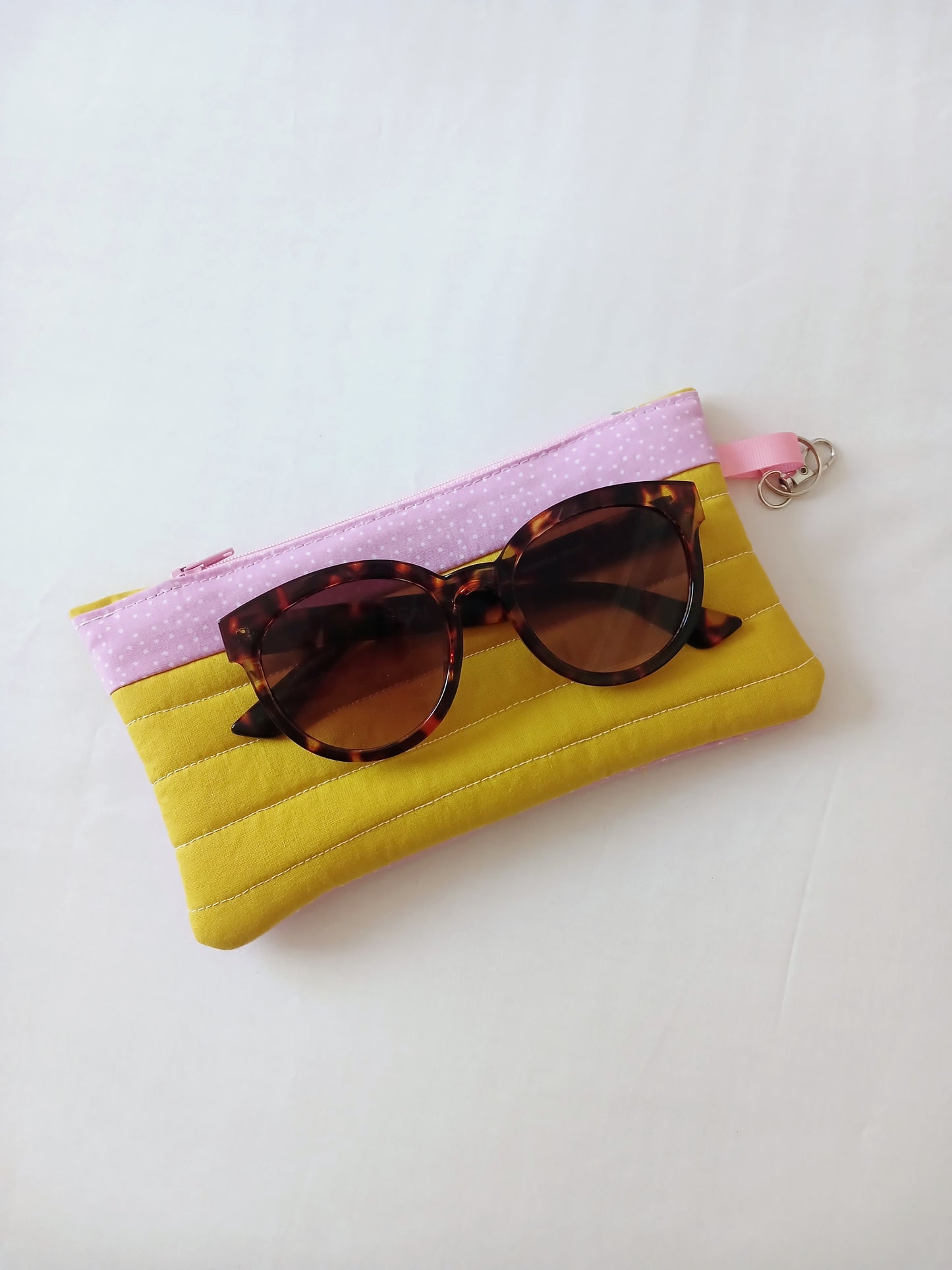 Sunglass Zipper Pouches