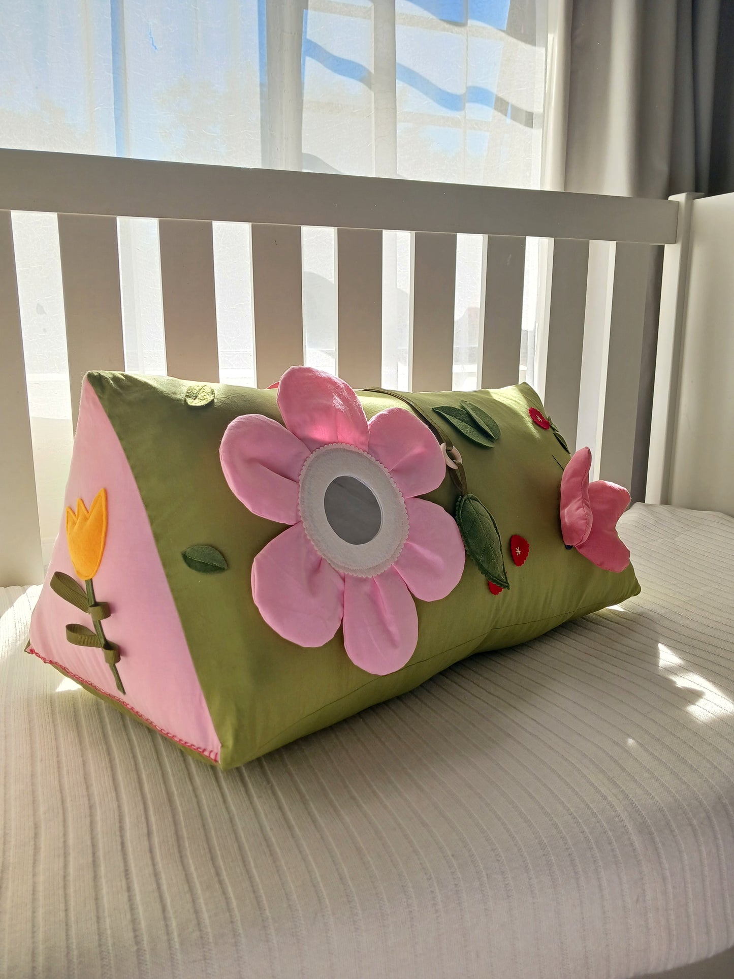 In the Garden Tummy Time Baby Cube