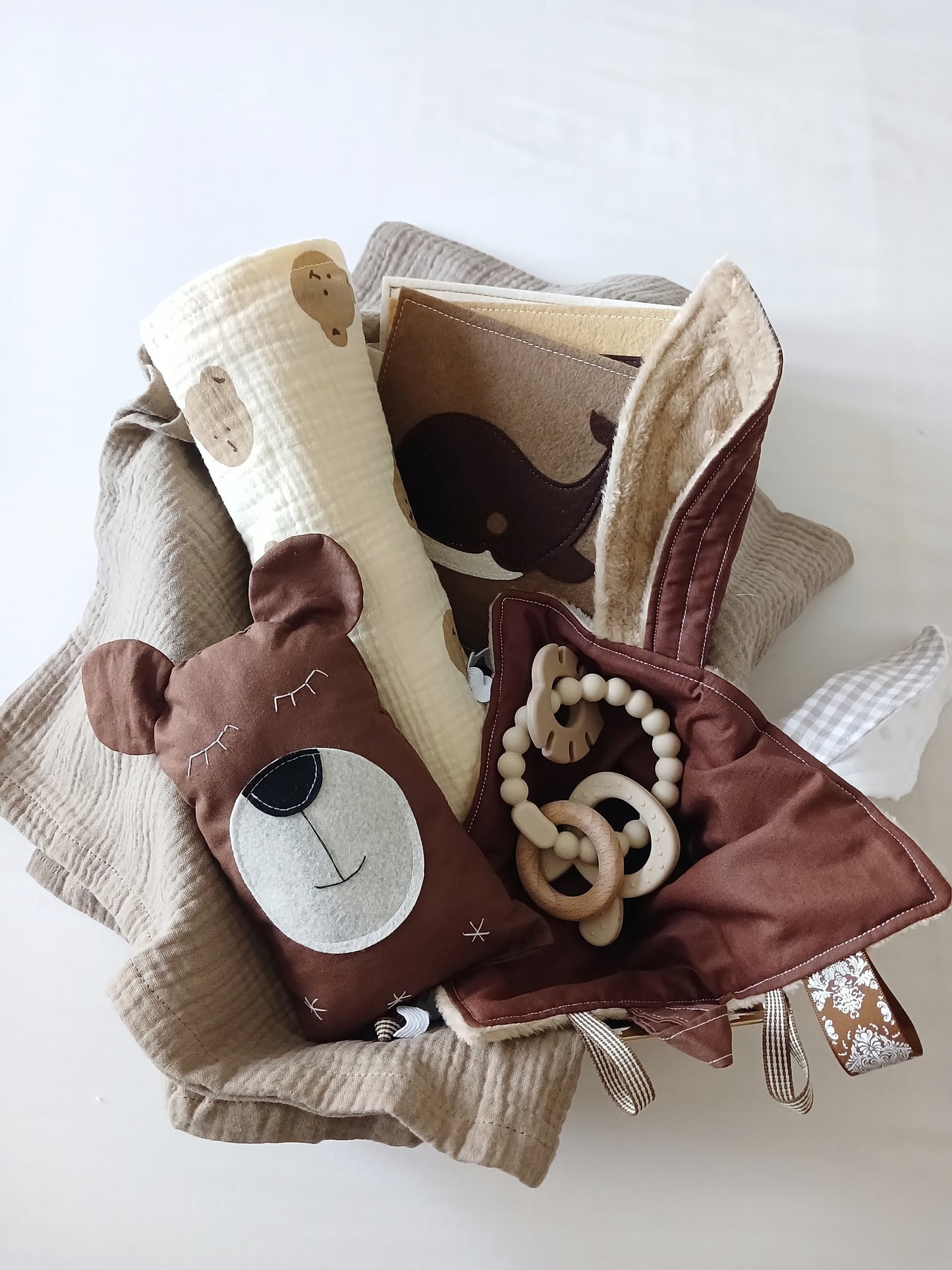 Beige Monochrome Gift Set
